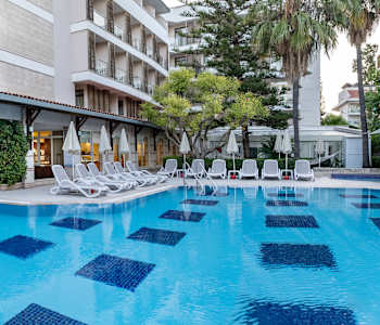 Trendy Side Beach Hotels